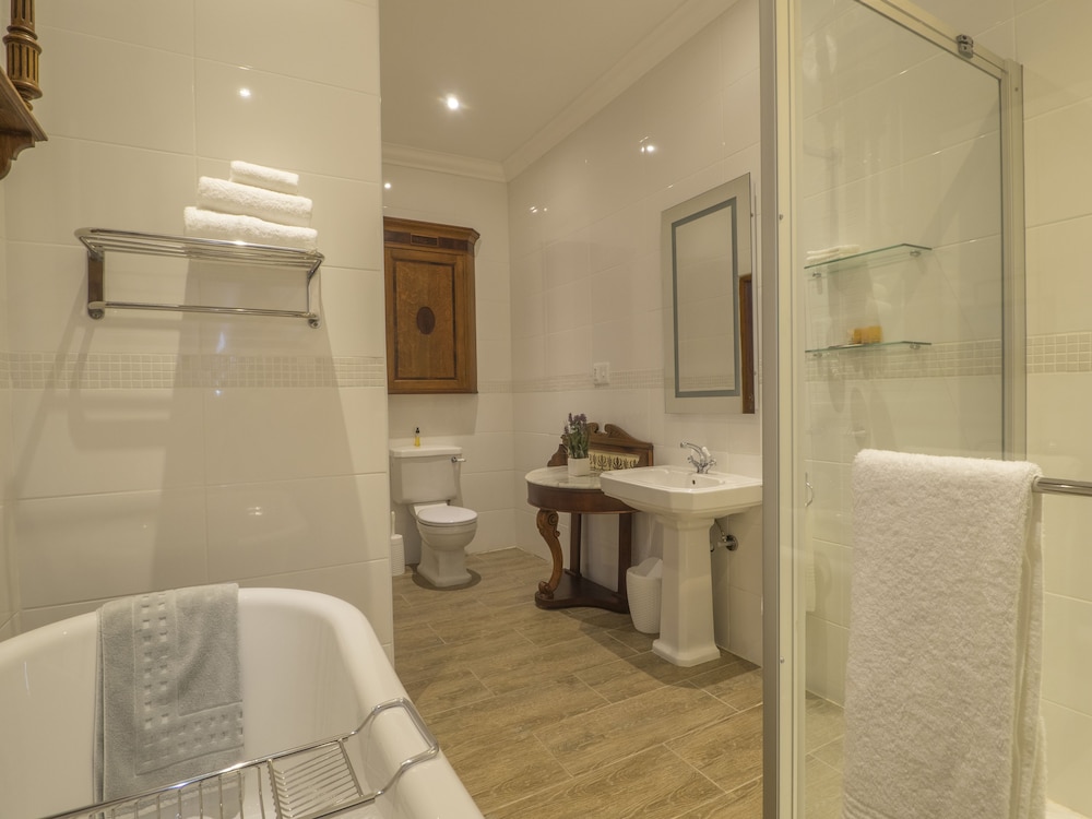 Madison Manor Boutique Hotel 32/72
