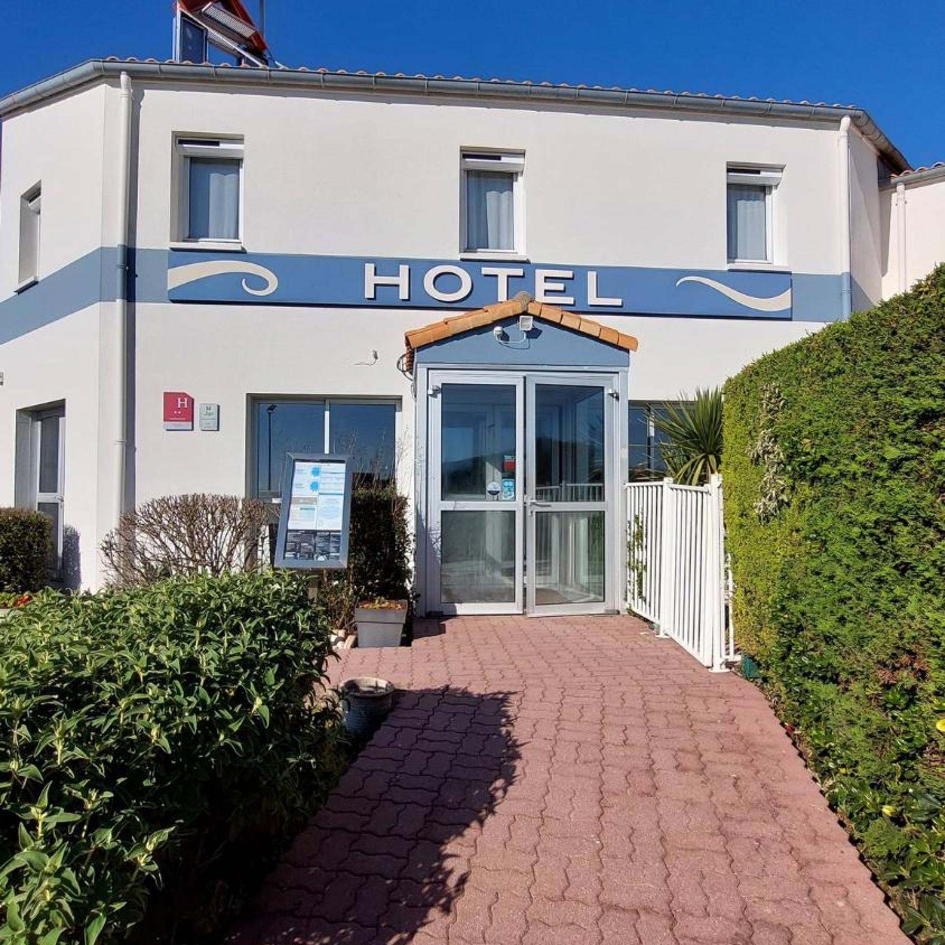 Hotel Restaurant L Air Marin 45/50