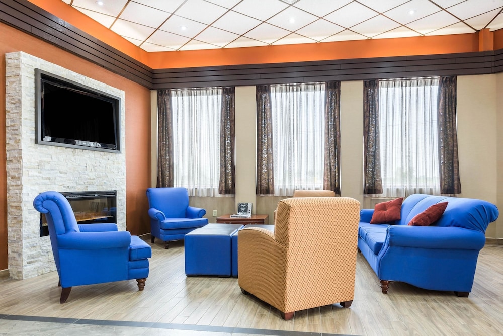 Comfort Inn & Suites Barrie 34/51