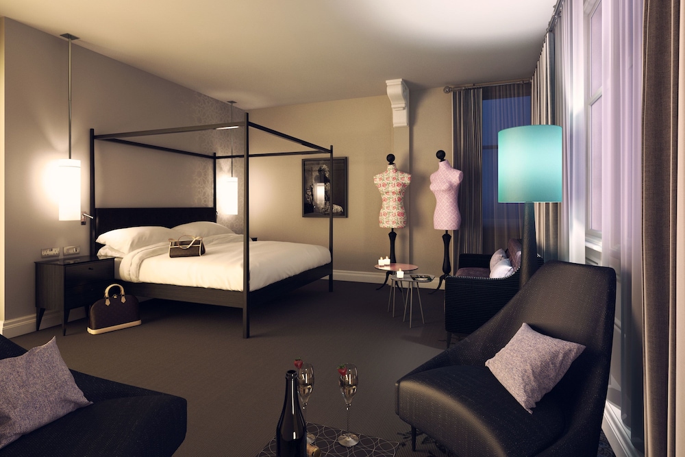 DoubleTree by Hilton Hotel & Spa Liverpool 41/45