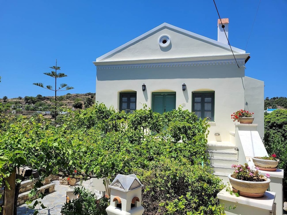 Villa Matakia 3/52