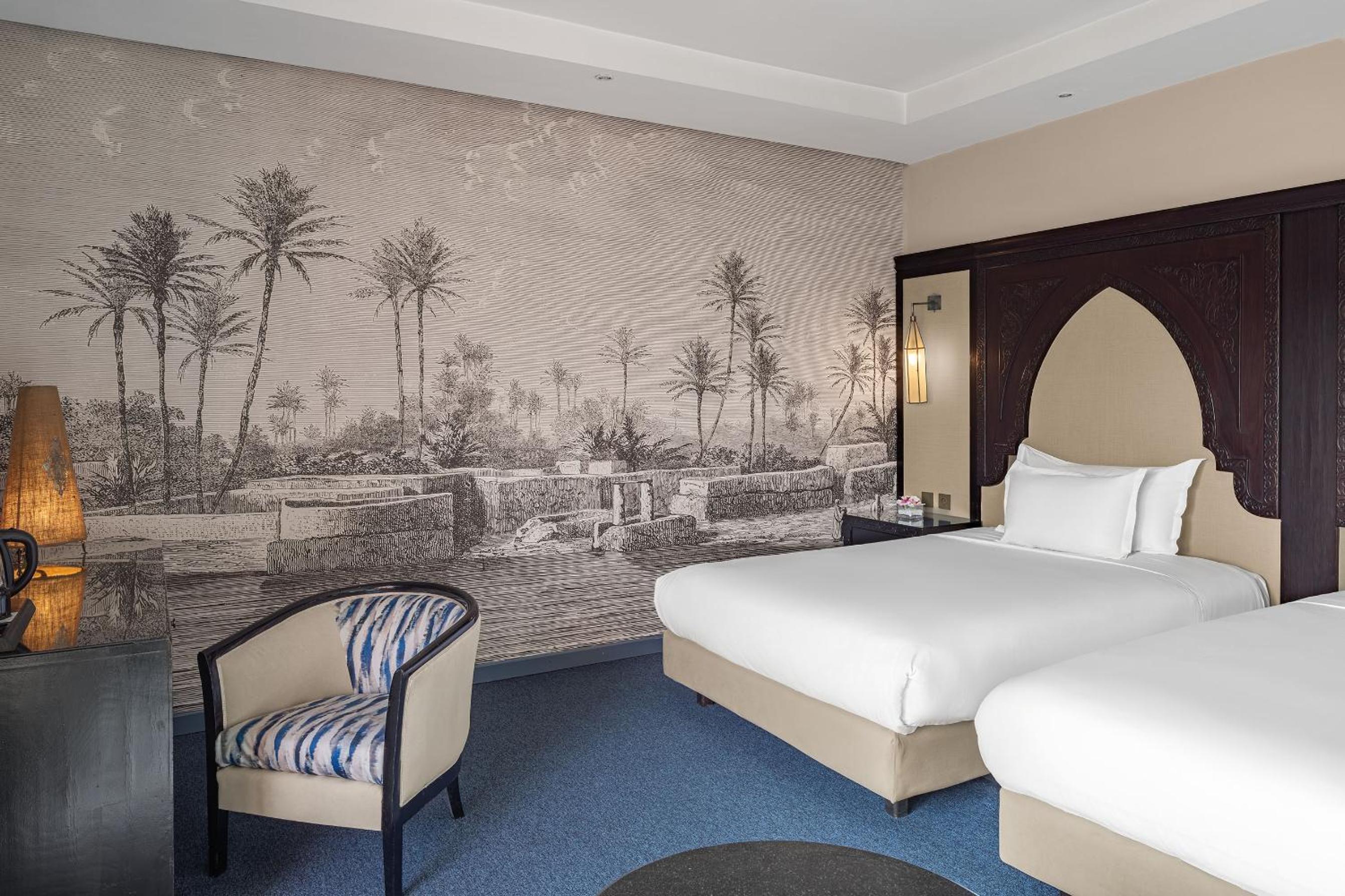 Room, Twin Beds, Opera View