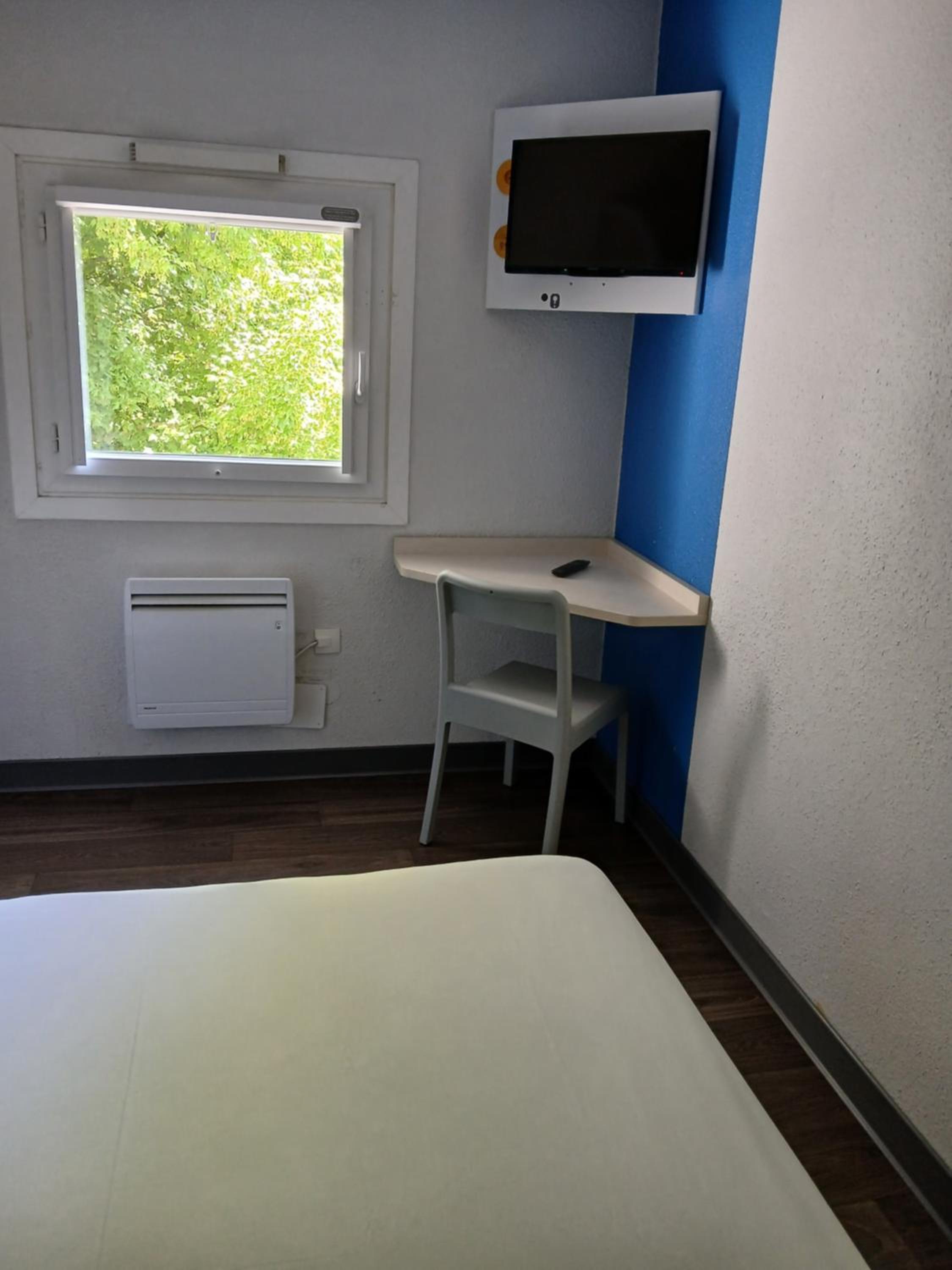 hotelF1 Valenciennes Douchy les Mines 28/50