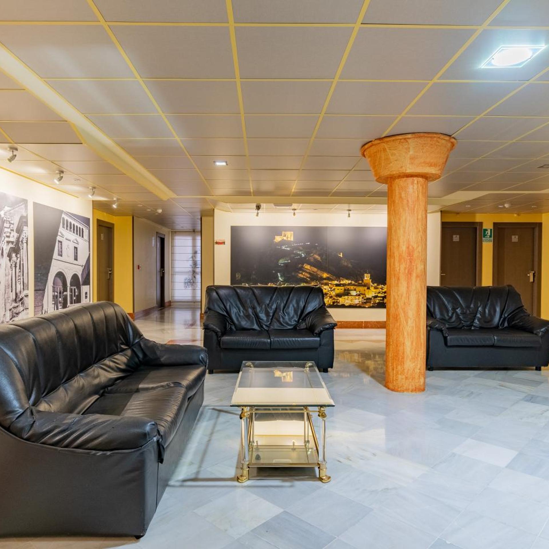HOTEL MONREAL 30/50