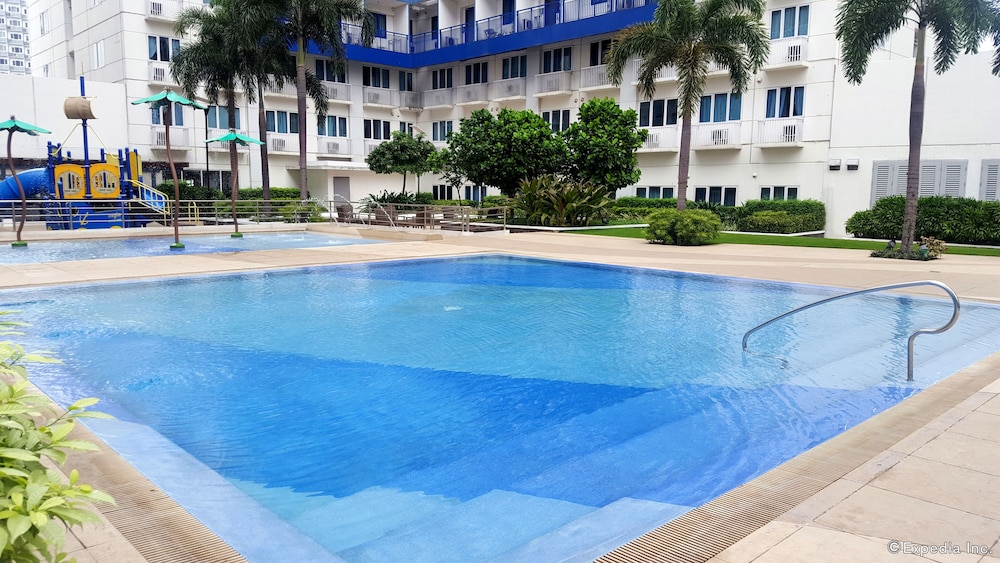 Oceanblue Manila Condotel Sea Residences 9/21