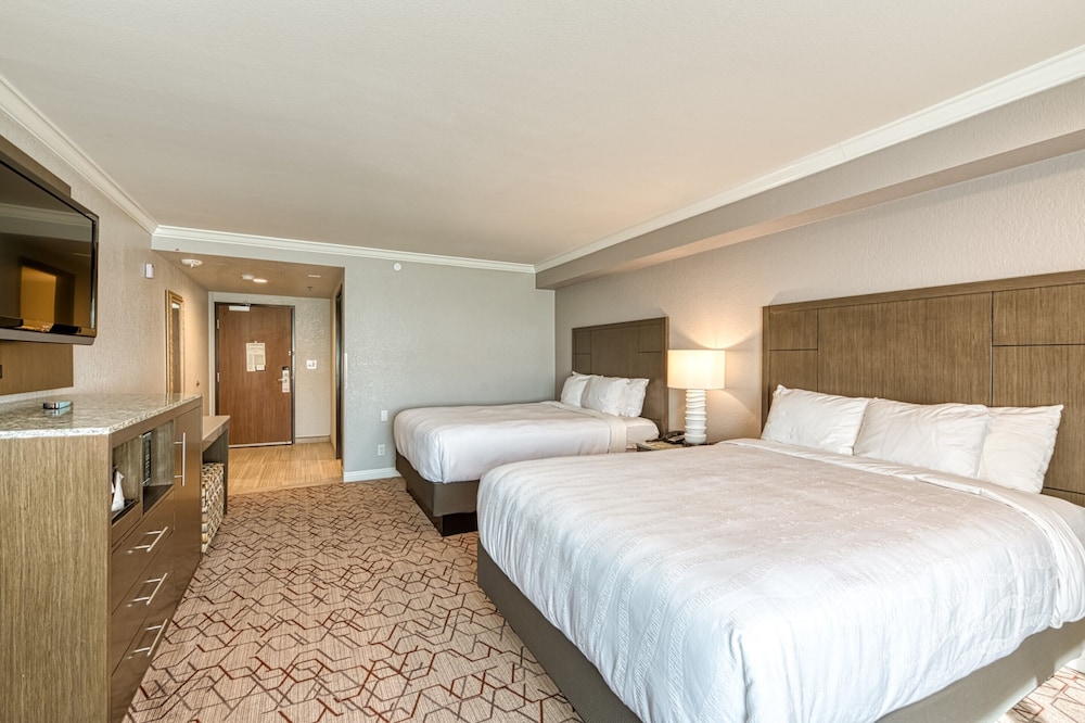 Amanzi Hotel, an Ascend Collection Hotel 12/62