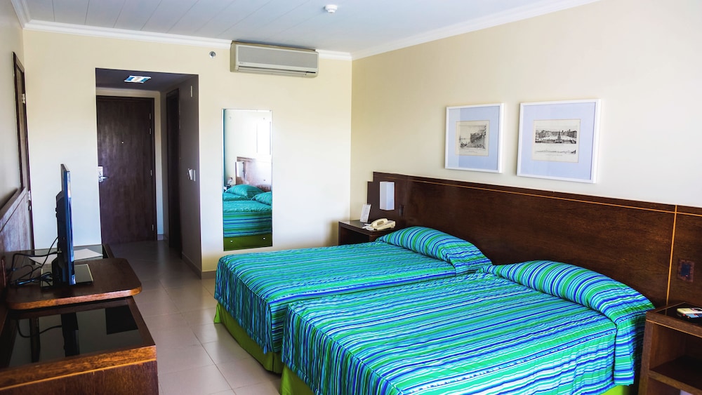 Bahia Plaza Hotel 23/66