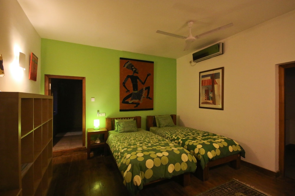 Footprints Villa 7/40
