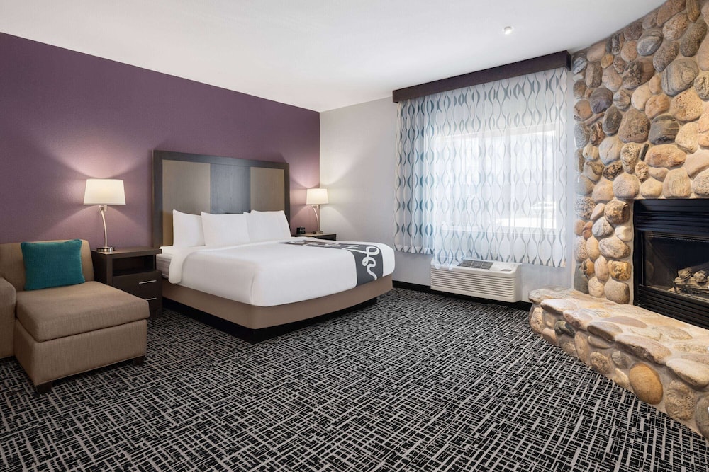 Family Suite, King Bed