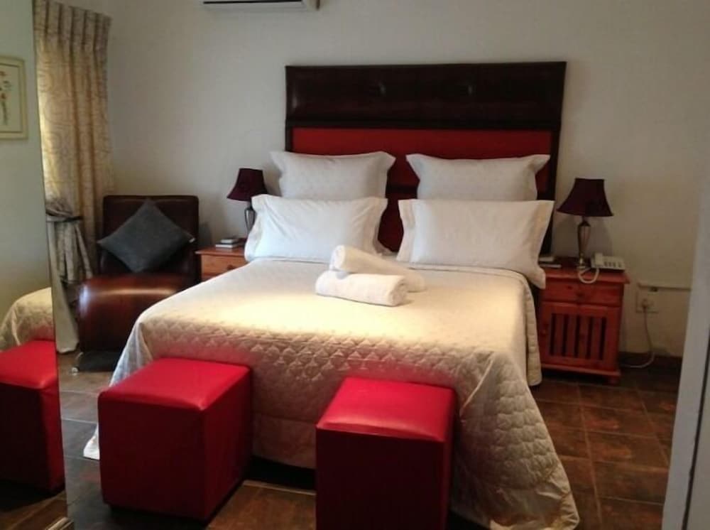 Aligeo Hotel 3/26