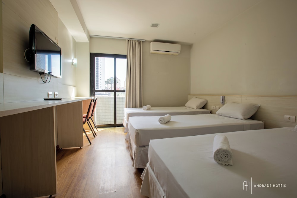 ROOM, TRIPLE, 3 BEDS