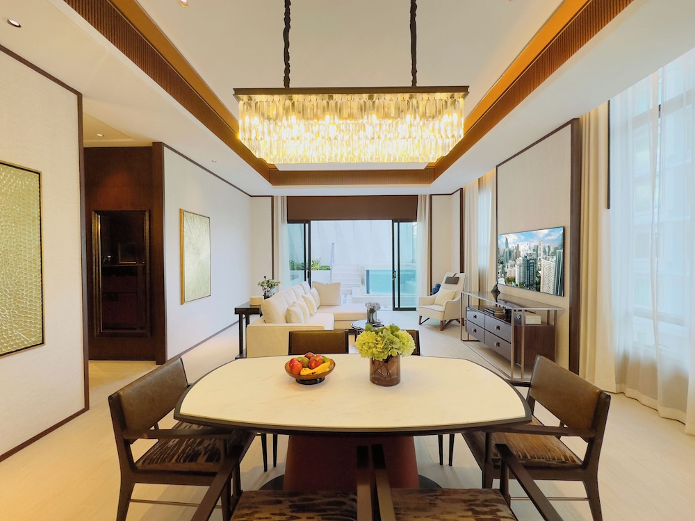 SILQ Hotel & Residence 39/50