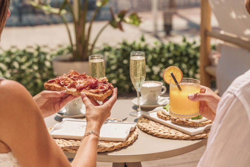 Meraki Beach Hotel Adults Only 32/50