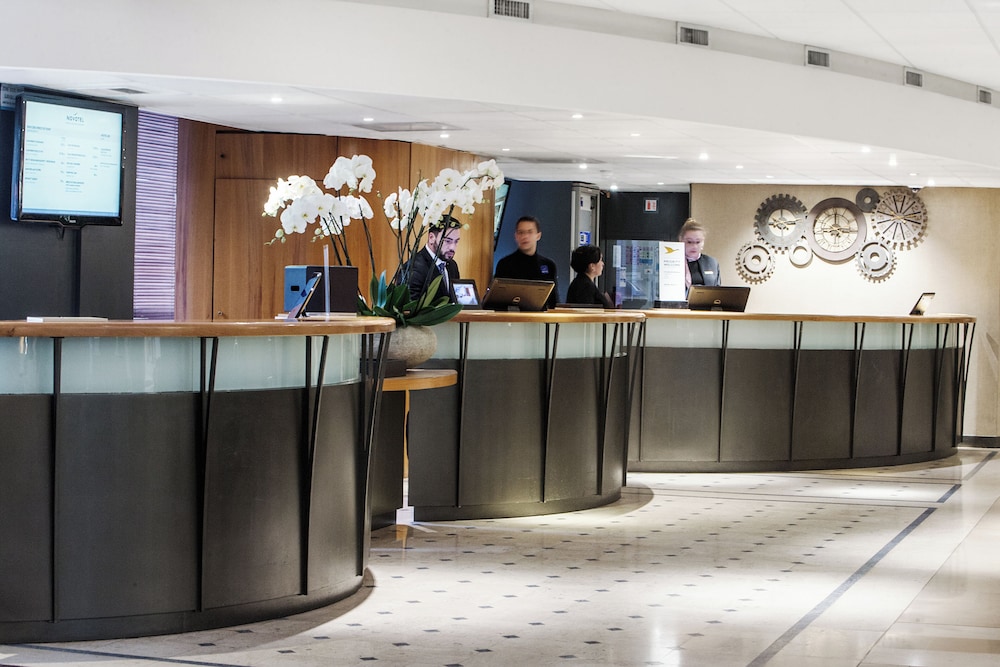 Lobby at Novotel Paris Les Halles, PARIS