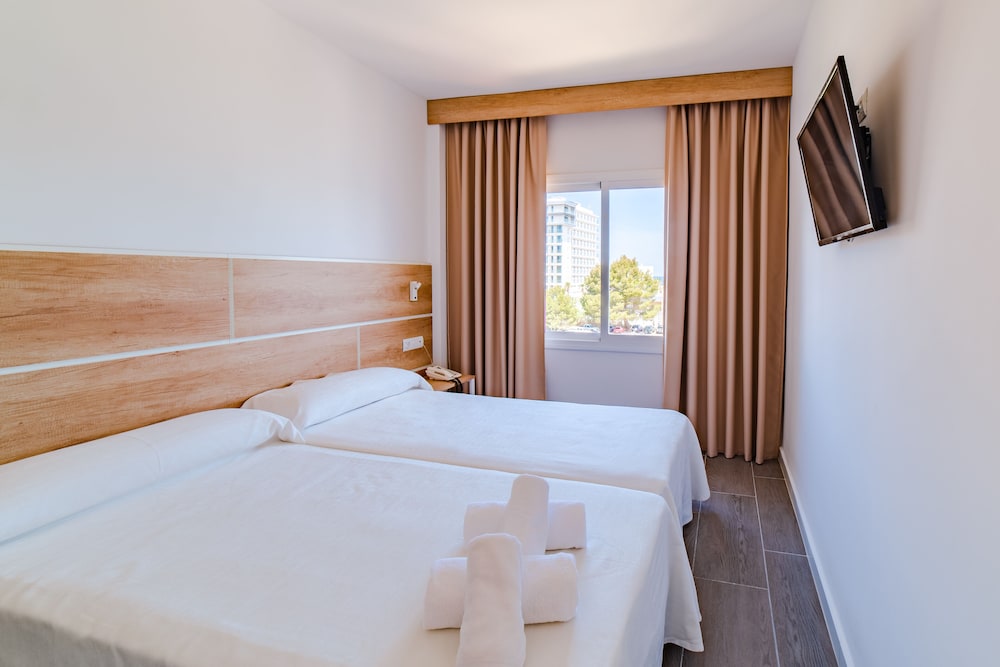 1 BEDROOM, APARTMENT, SINGLE, BALCONY