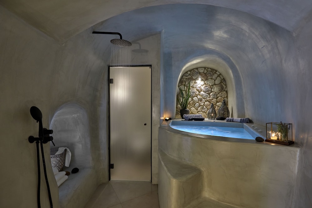 Floria Suites 20/46