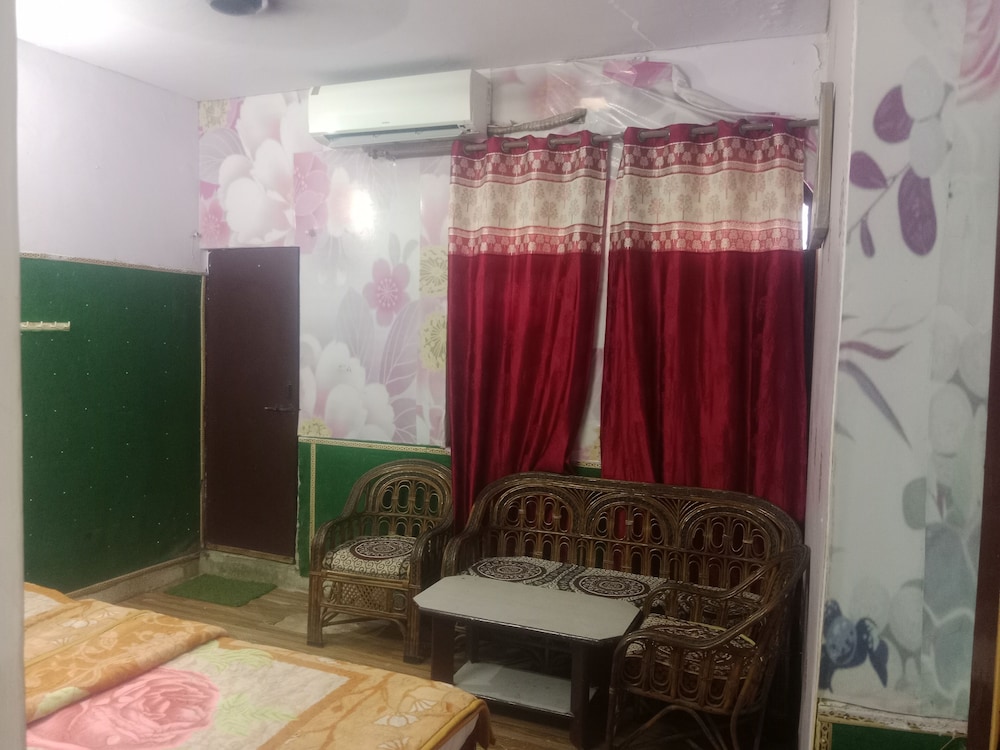 HOTEL RAJ BED AND BREAKFAST 9/36