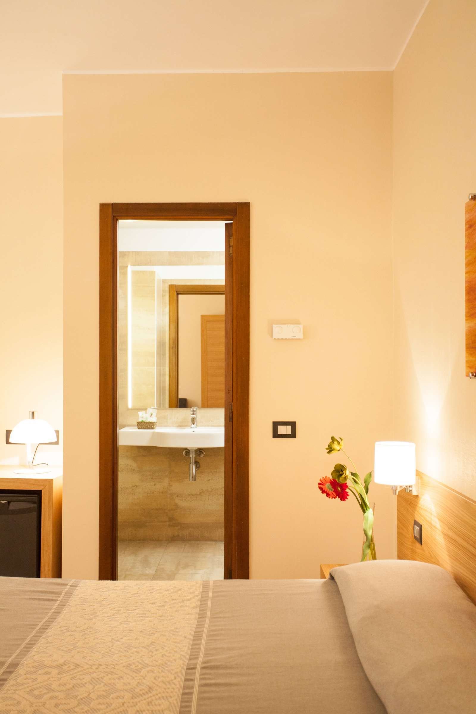 ITALIA CAGLIARI HOTEL 50/50