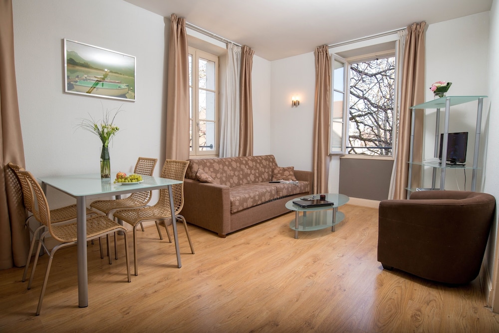 Privilodges Le Royal Annecy 34/65