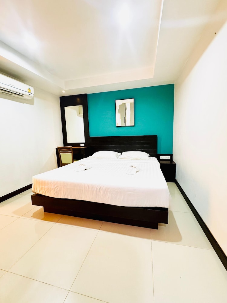 La Casa Patong 25/50