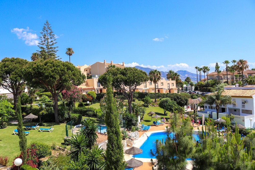 Ramada Hotel and Suites By Wyndham Costa Del Sol 68/75