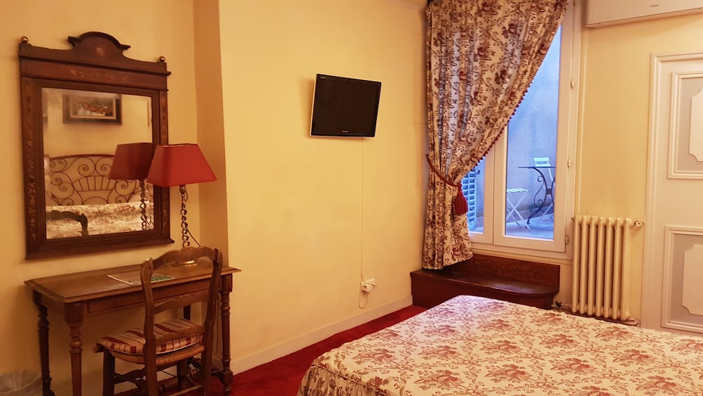 Hôtel Cardinal 26/58
