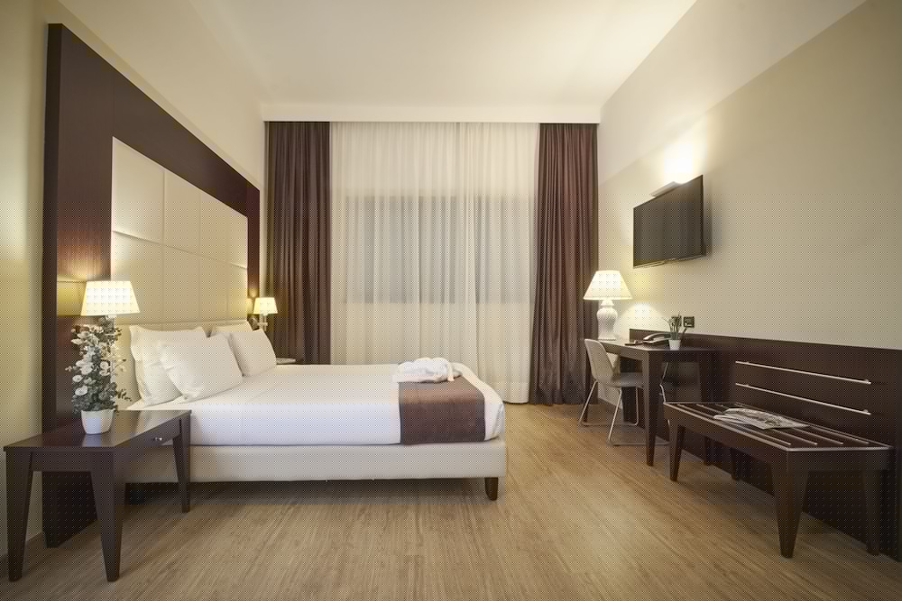 iH Hotels Milano Watt 13 19/76