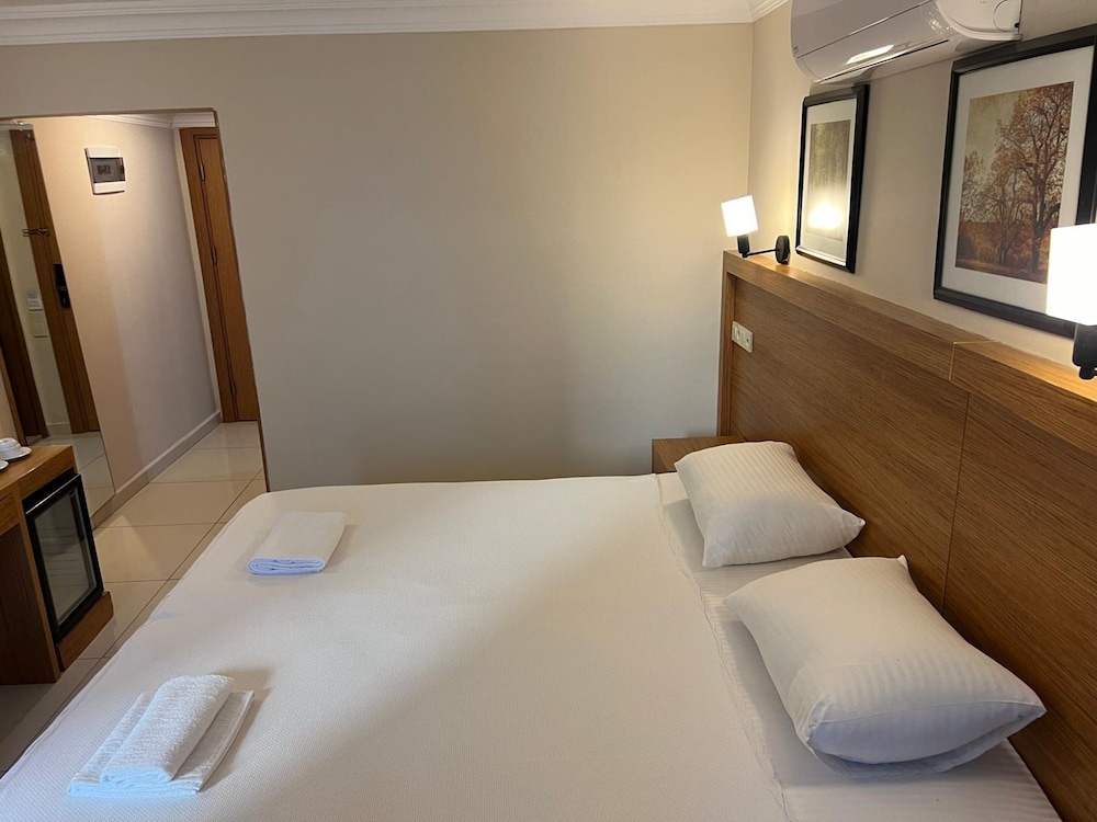 Qualia Park Hotel 18/50