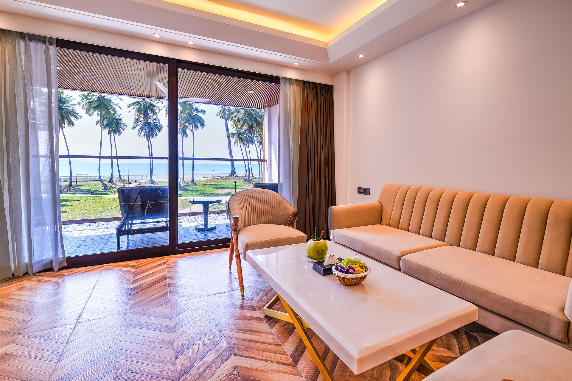 Luxury, Beach Front
