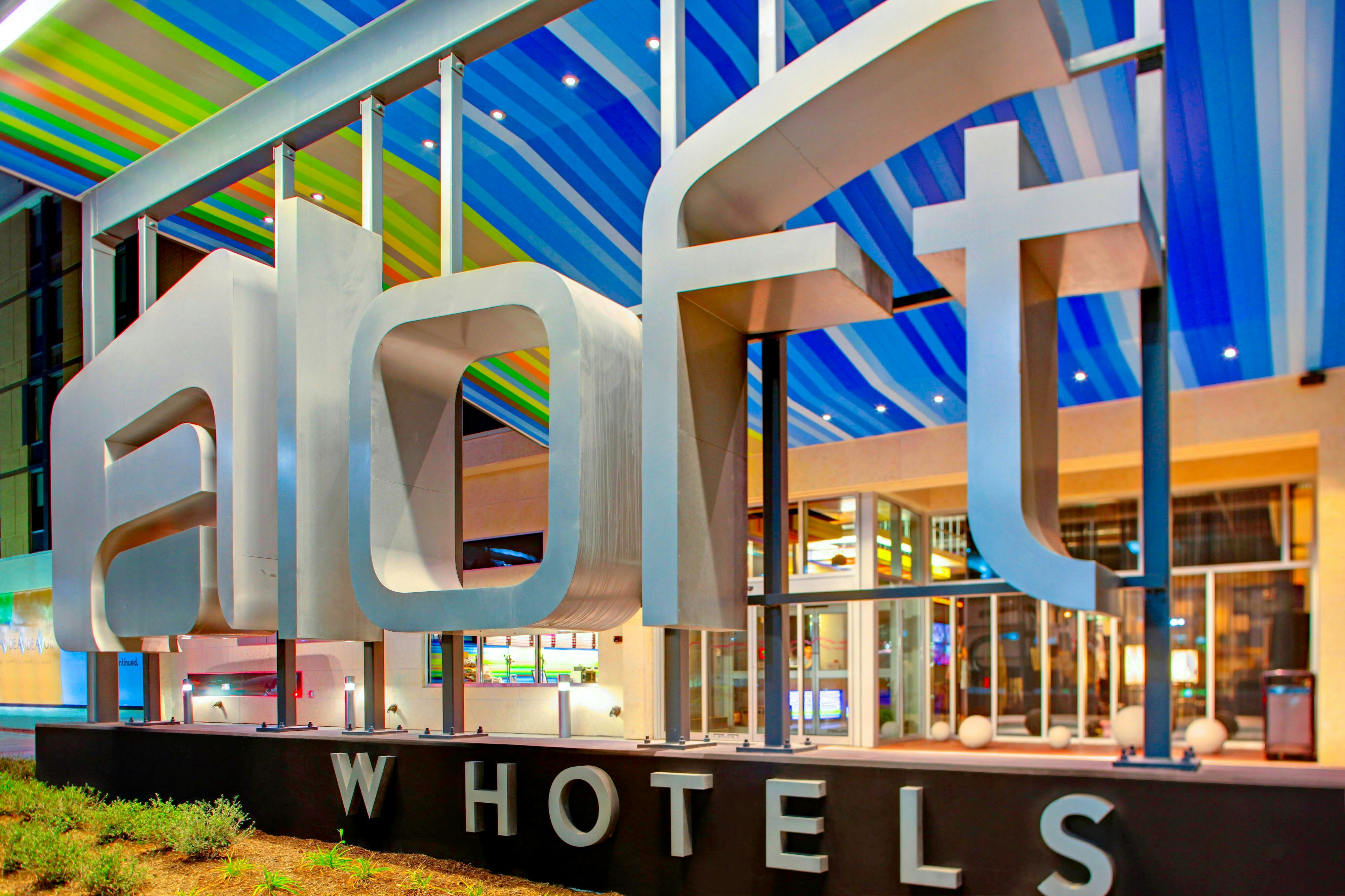 Aloft Austin at The Domain 19/22