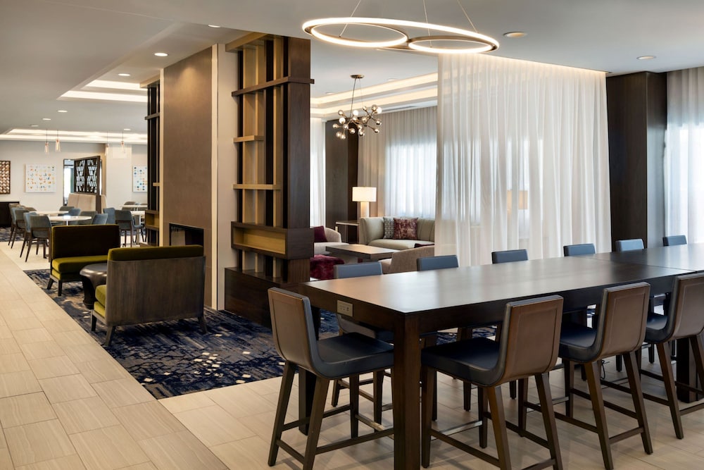 Residence Inn by Marriott Oakland Downtown 24/42