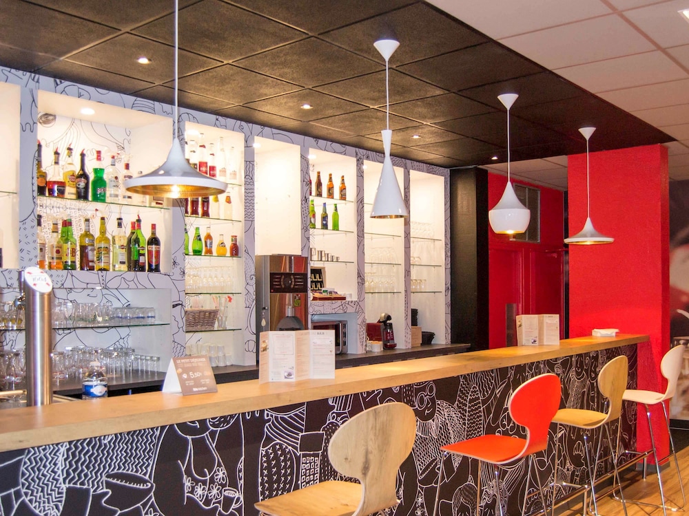 Ibis Egletons 58/74