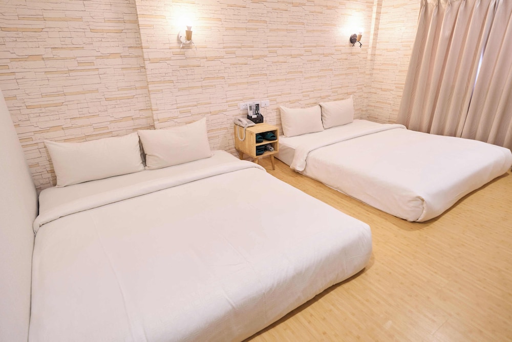 FAMILY, 2 DOUBLE BEDS