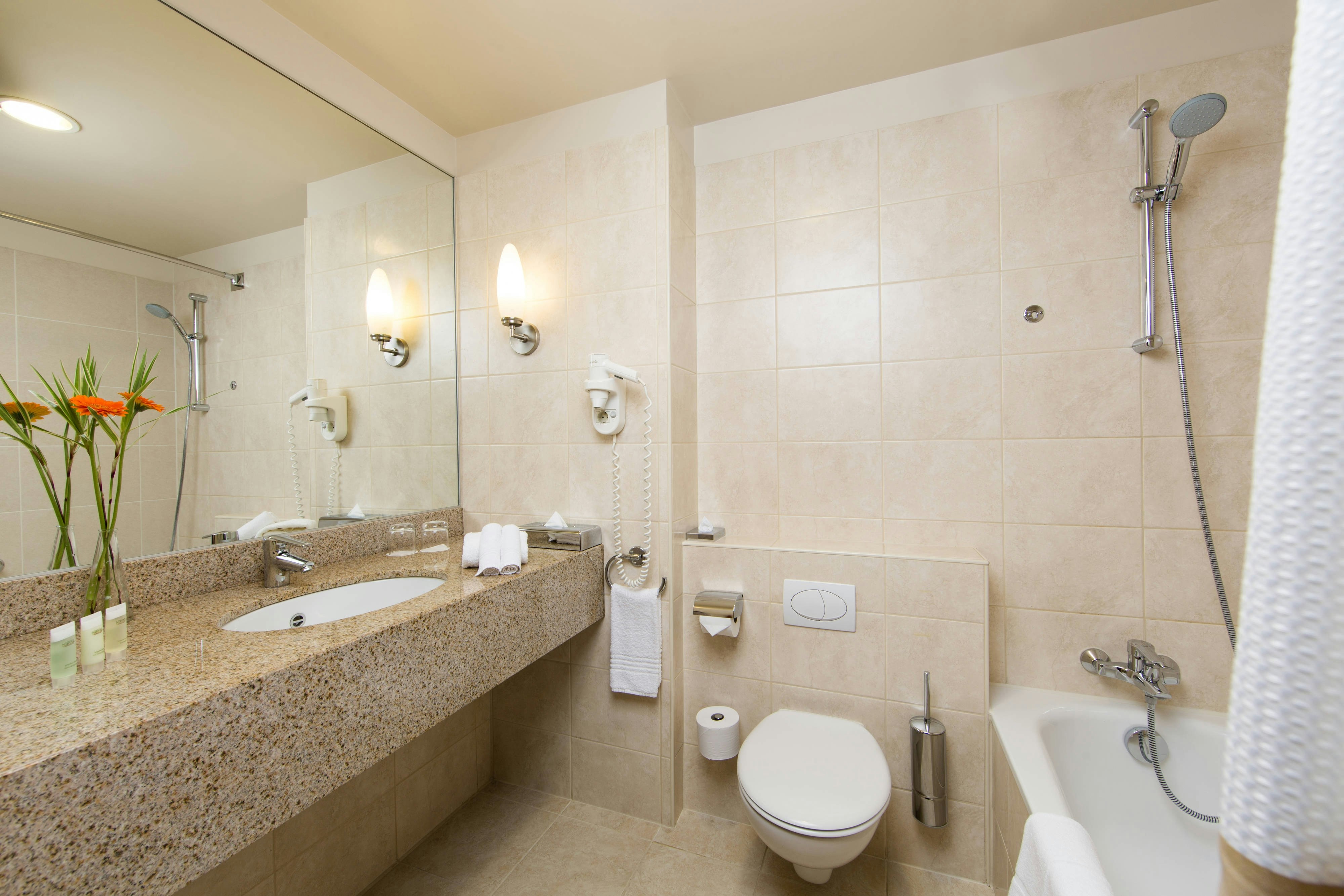 Standard, Courtyard By Marriott Brussels 4/4