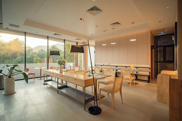 A'dor Hotel & Spa Quy Nhon 7/11