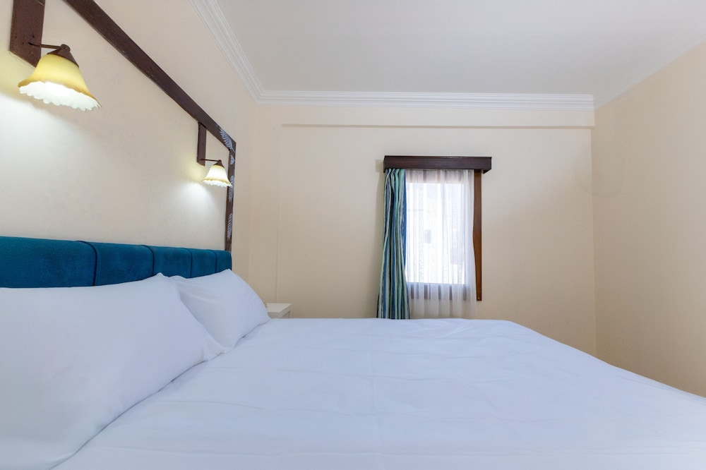 غرفة عائلية بسرير مزدوج وسريرين منفصلين، Bodrum Salinas Hotel 9/10