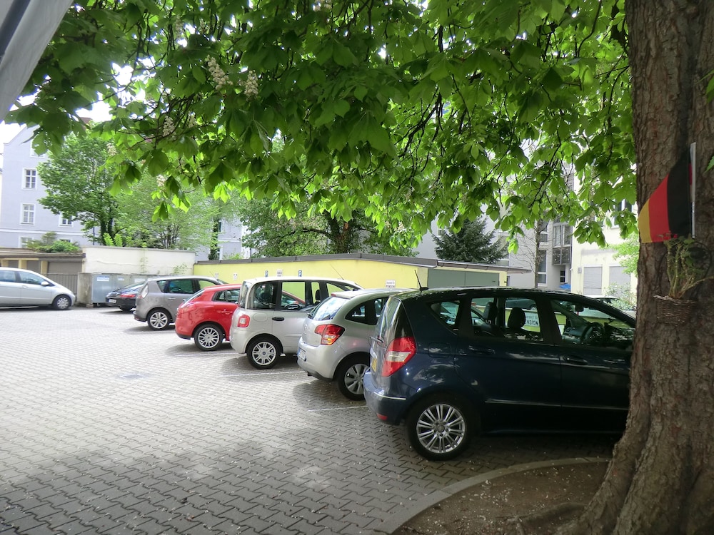 Hotel Pension Haydn 13/15
