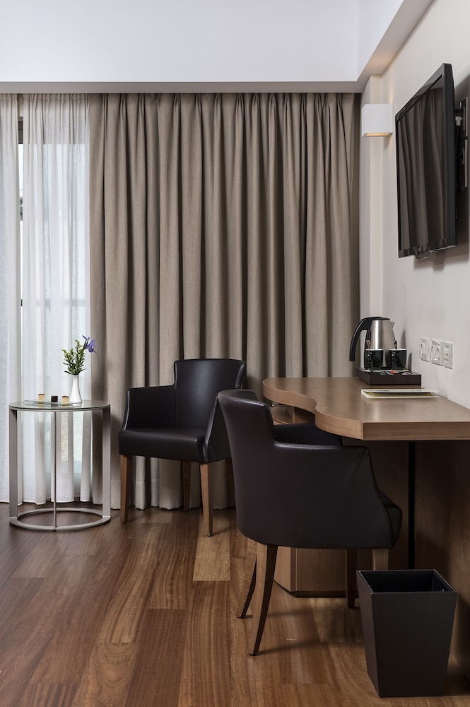 Samaria Hotel 36/37