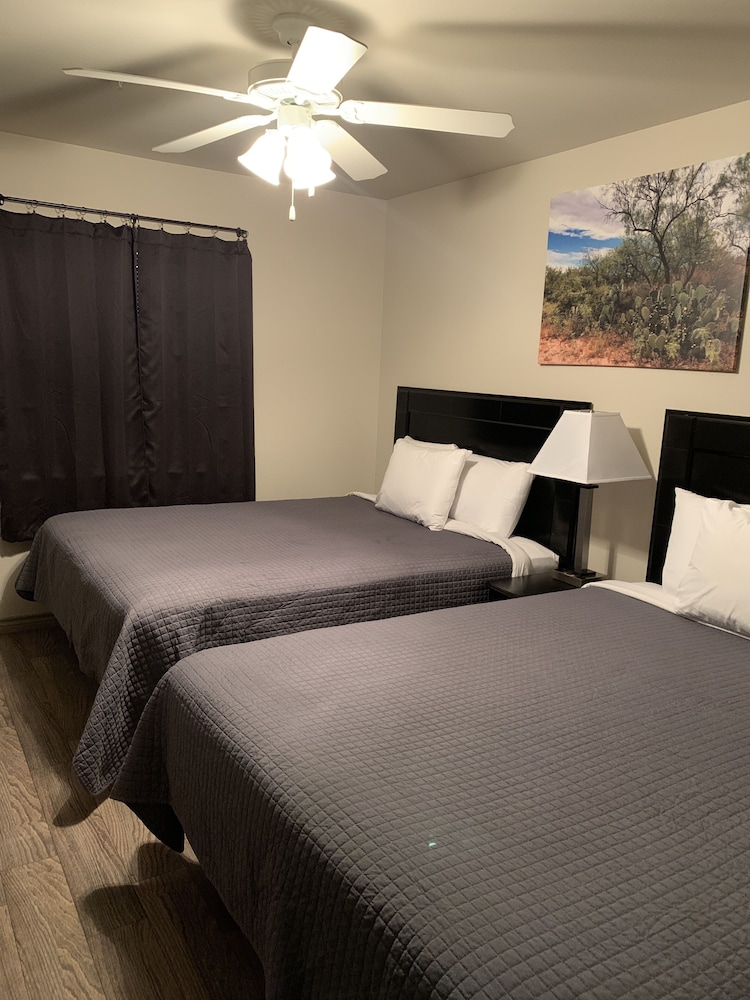 Eagle's Den Suites Andrews a Travelodge by Wyndham 16/55