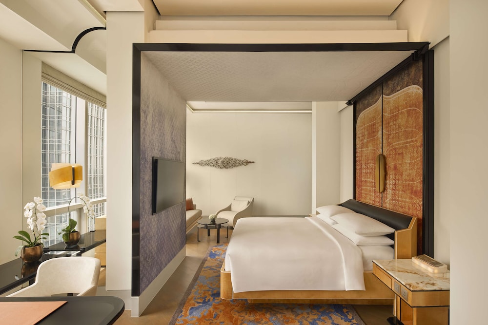 Keraton At the Plaza A Luxury Collection Hotel 19/52