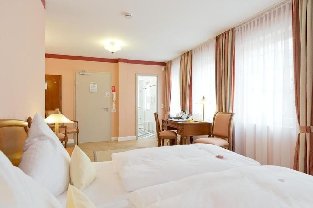 Hotel Villa Monte Vino 16/50