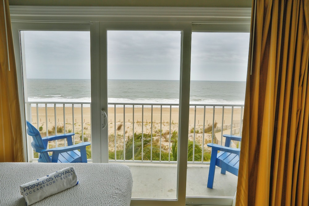 Princess Royale Oceanfront Resort 40/79