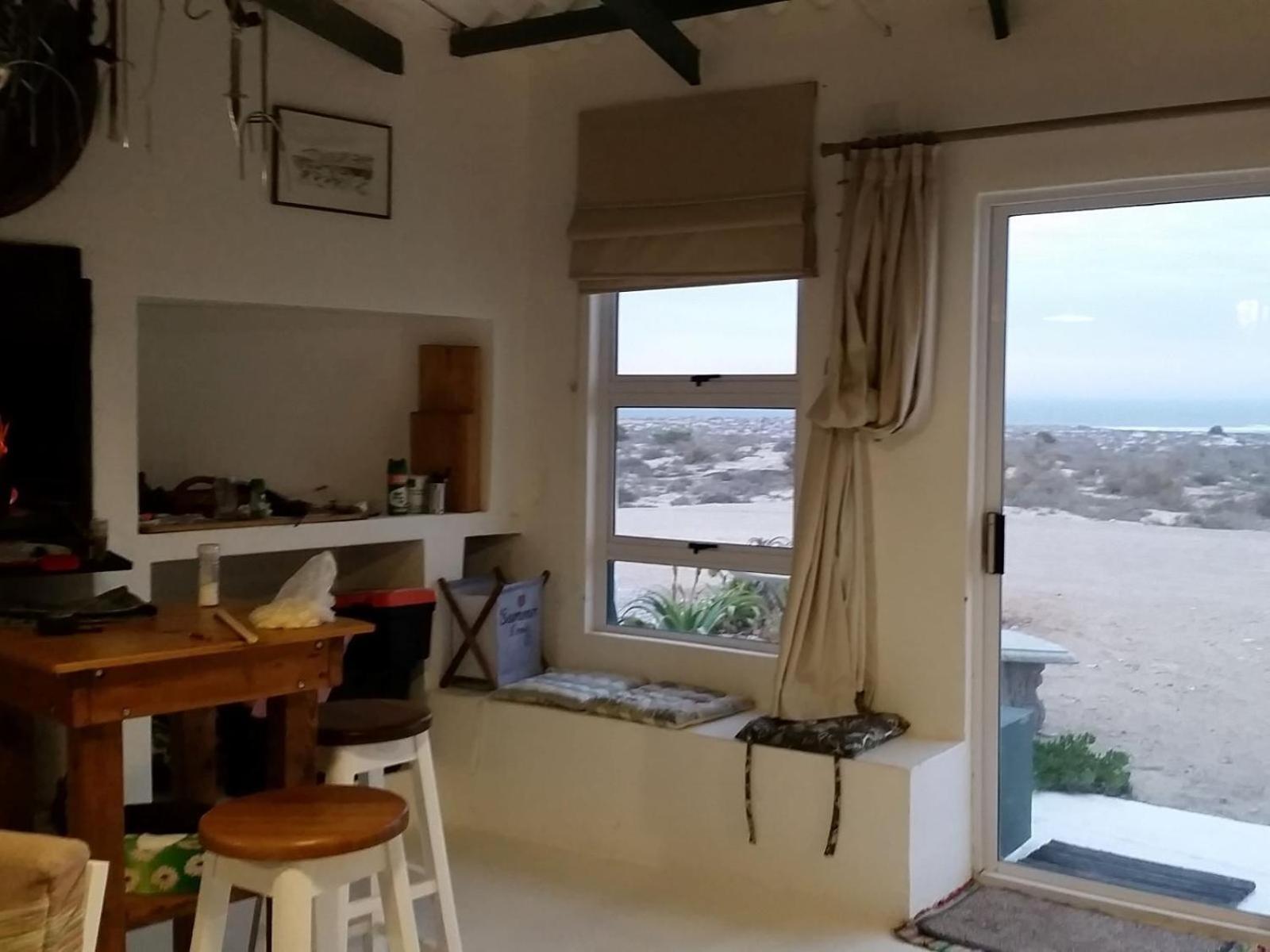 Beach Cottage Kleinzee 9/11