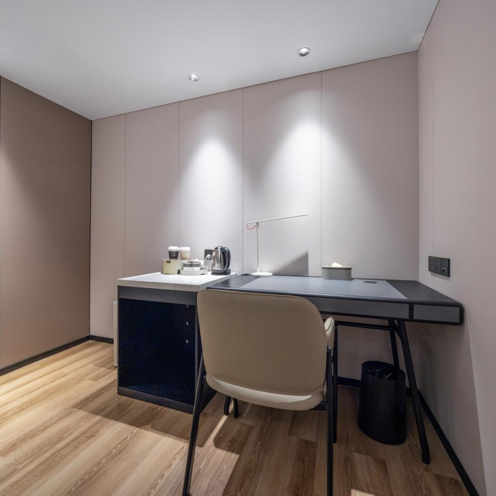 Atour X Hotel Shenzhen Dongmen Branch 67/74