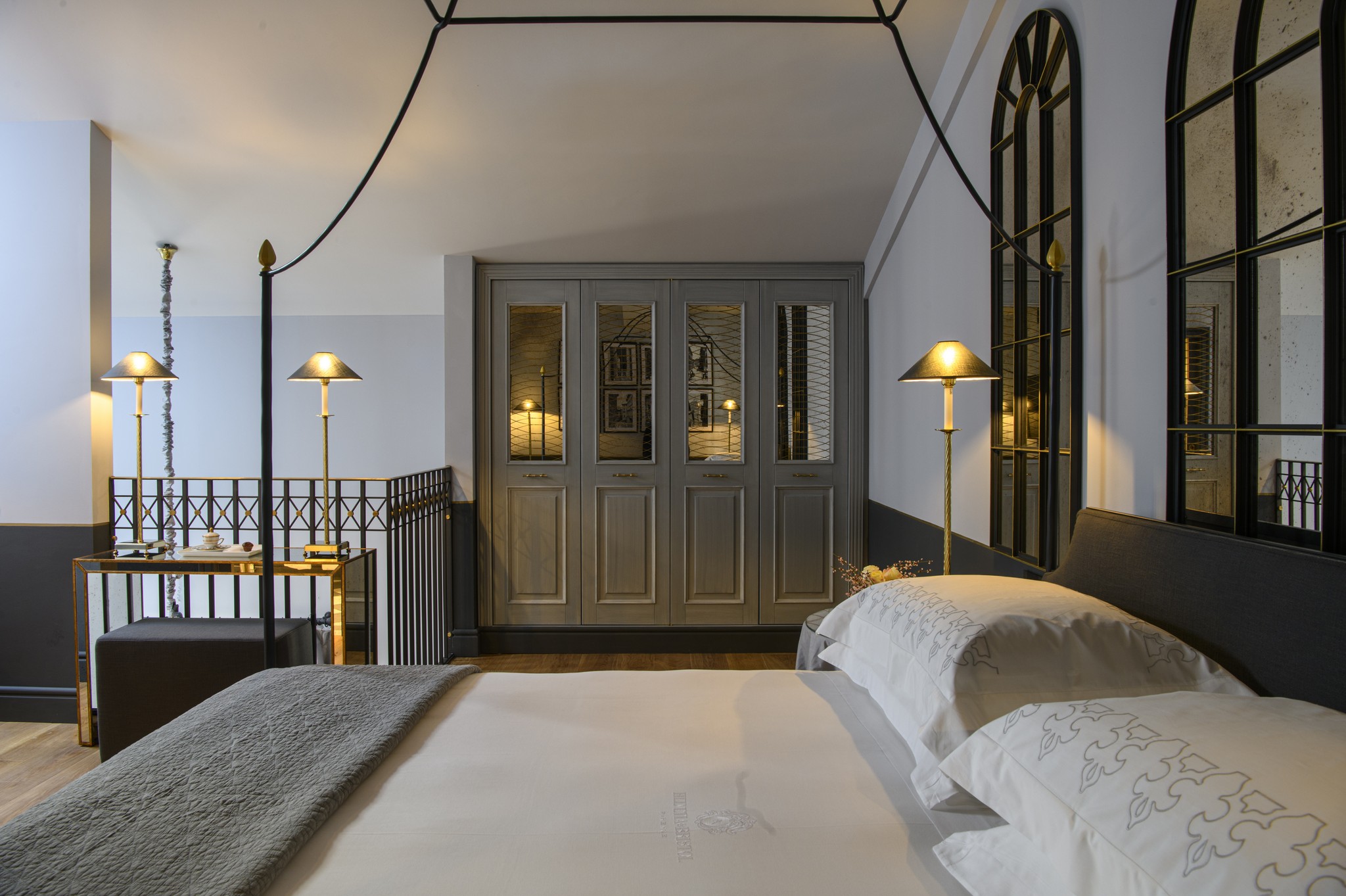 Bridal, Suite