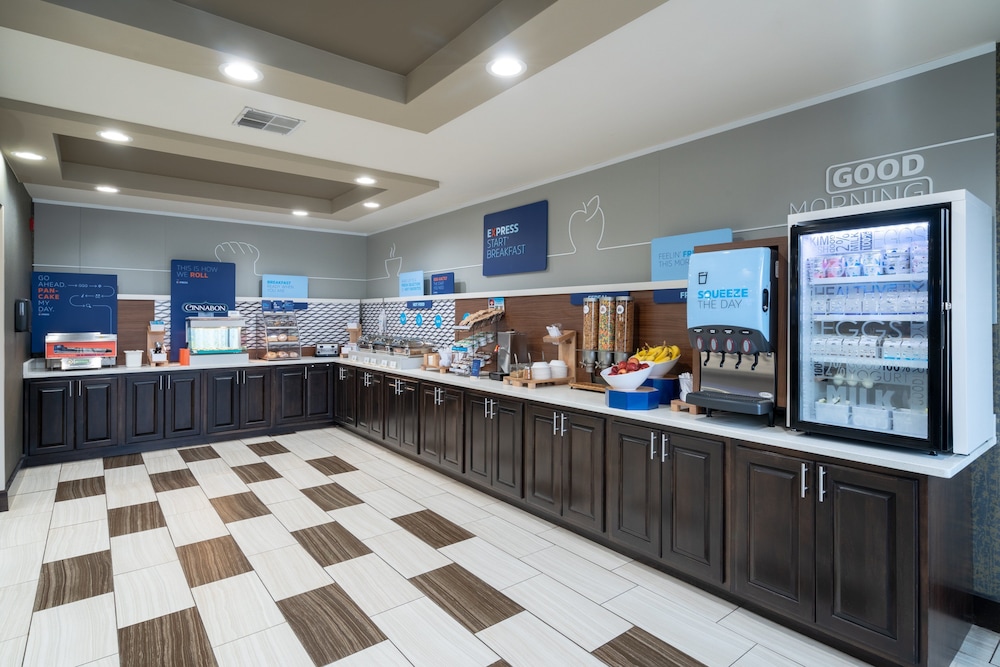 Holiday Inn Express Hotel Suites Ashland 16/56