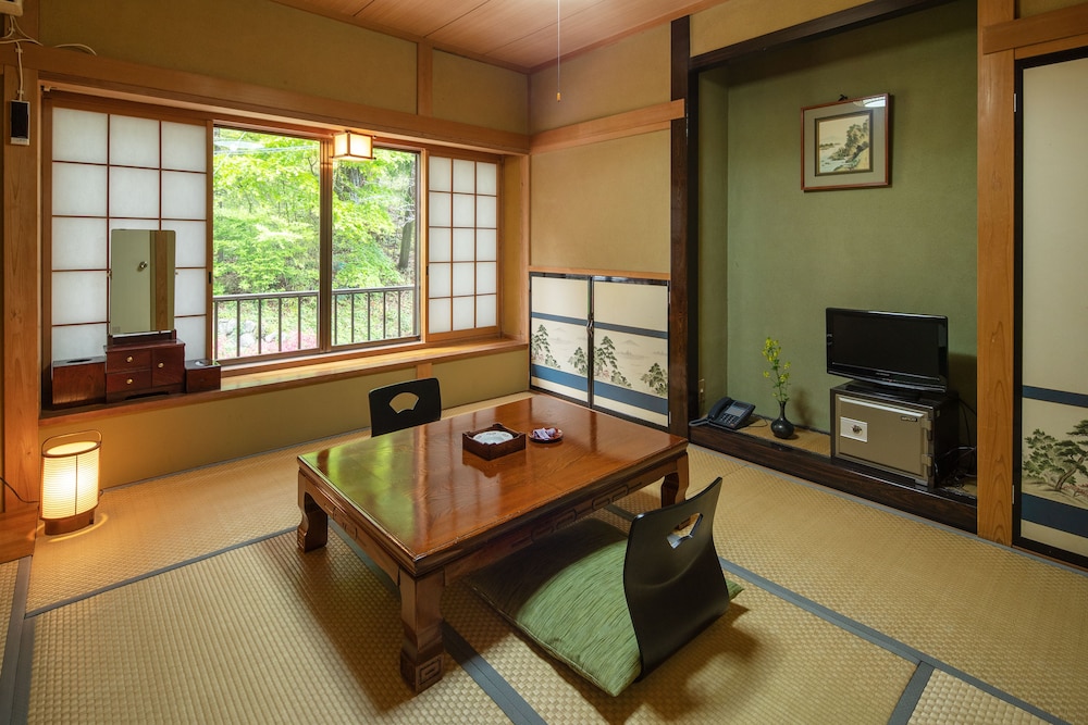 Shima Onsen Kotobukiya Ryokan 21/25