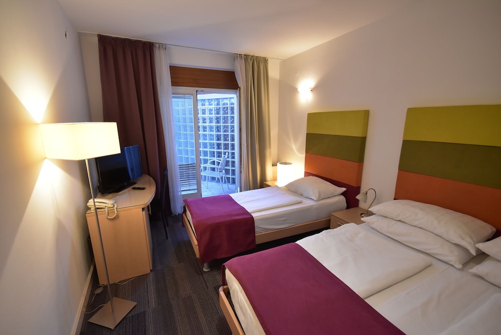 Hotel Hecco Sarajevo 30/71