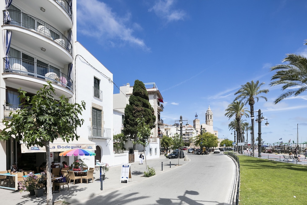 Sitges Group Ribera 40/50