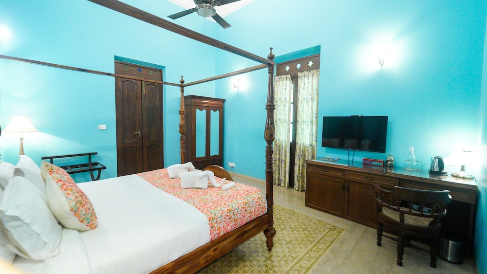 Surya Kiran Heritage Hotel 9/50